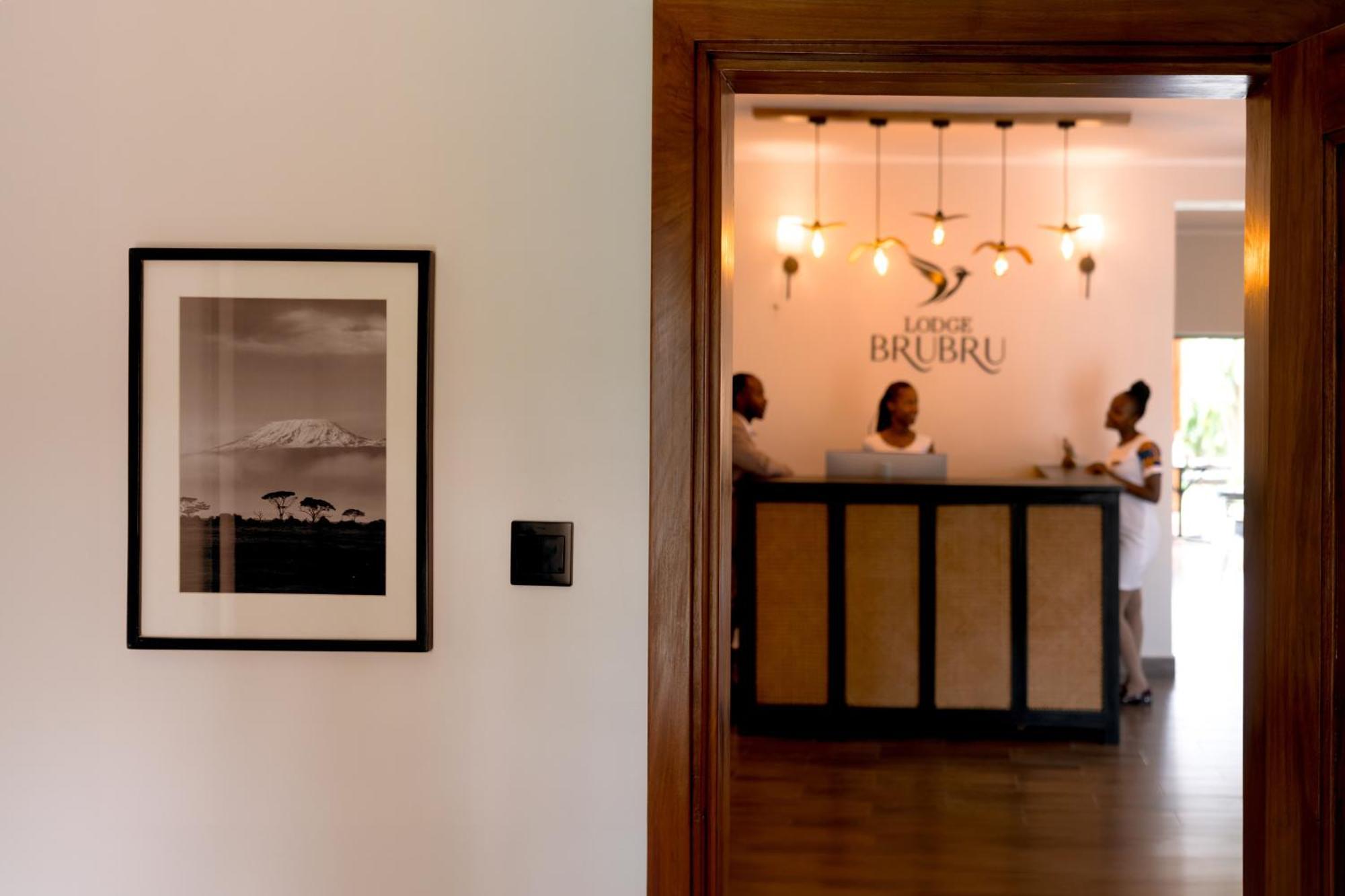 Brubru Lodge Moshi Extérieur photo